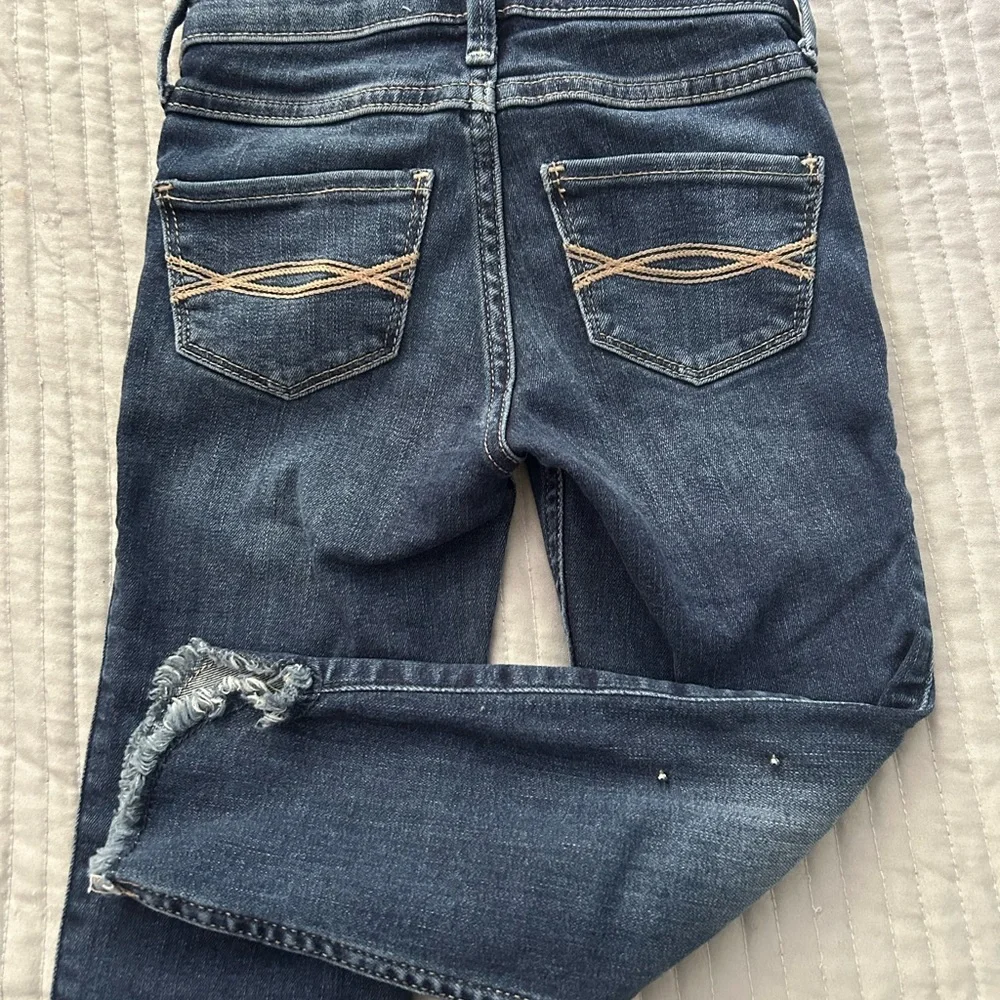 Abercrombie Kids Embellished Blue Denim Jeans - Picture 2 of 4
